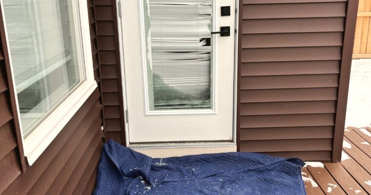Fog between the panes: what it means and what it costs
